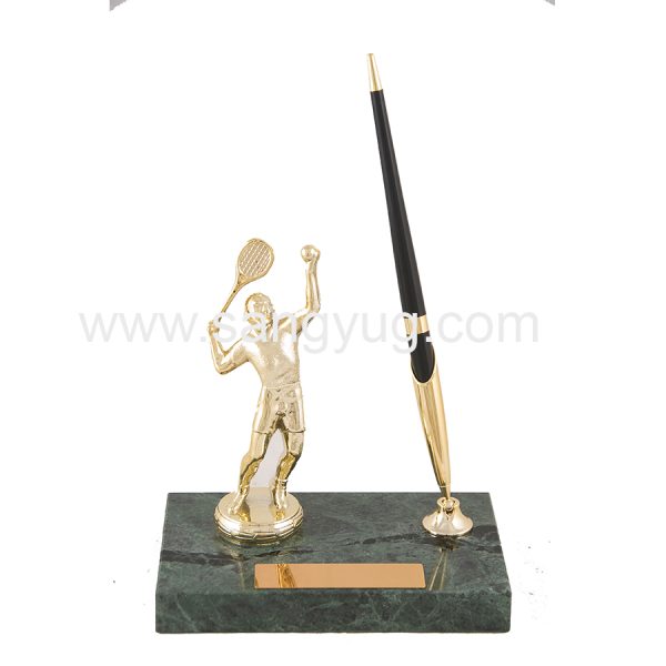 Deskset Marble Base With Tennis Player 1Pen Marble