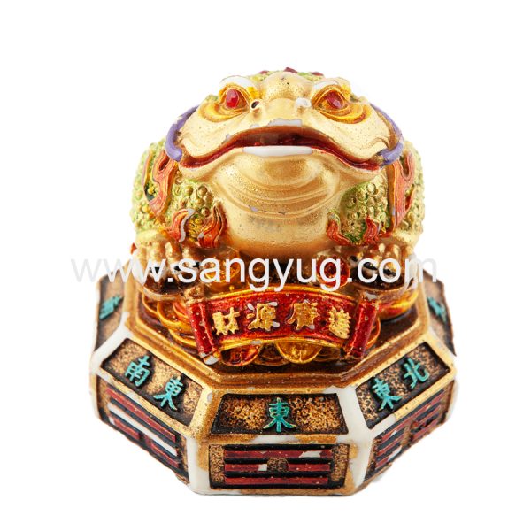 Green Printed Frog On Golden Feng Sui Base